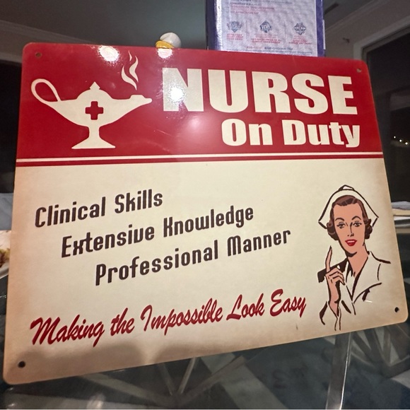 🏥 Nurse on Duty retro vintage inspired metal sign - Picture 2 of 5